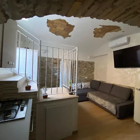 Vatican Stone * Róma